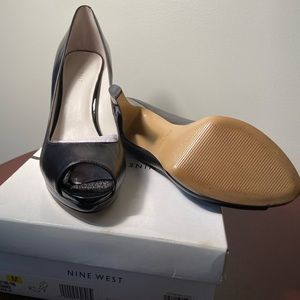 Stylish peep toe pump for work or play